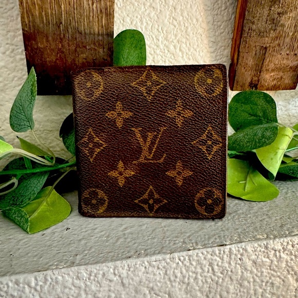 Louis Vuitton, men's monogram, bifold, wallet, vintage - Picture 1 of 15